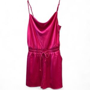 J. Robert’s | Women’s Hot Pink Flowy Silky Romper w/ Pockets | M